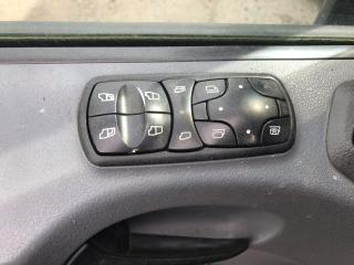 блок управления стеклоподъемниками Mercedes-Benz Actros 3 поколение (MP3) 1848LS 2009, 11.9 л., OM 541.978, дизель, АКПП, чёрный