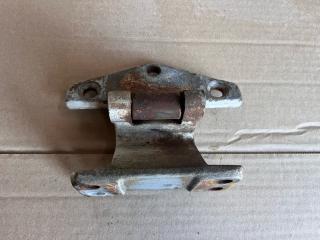 петля двери Volvo FH 2 поколение 2007, 12.8 л., D13A400, дизель, 20372039