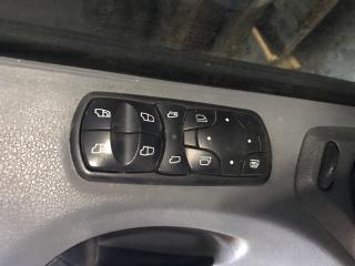 блок управления стеклоподъемниками Mercedes-Benz Actros 3 поколение (MP3) 2008