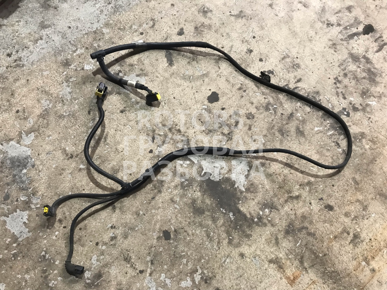 проводка фары DAF CF-series 1 поколение 2018, 10.8 л., MX-11 330, дизель, АКПП, красный, 2029187 - фото №1