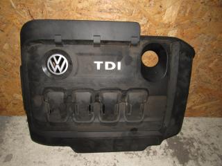 декоративная крышка двигателя Volkswagen Passat B8 2018, 2.0 л., дизель, универсал, 04L103925Q