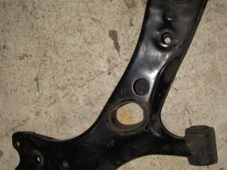 рычаг передний правый Lexus NX 1 поколение [рестайлинг] 2020, 2.5 л., гибрид, W0917047