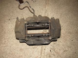 суппорт передний левый Toyota Land Cruiser Prado 4 поколение J150 [2-й рестайлинг] 2020, 2.8 л., дизель