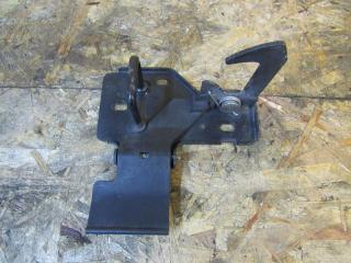 захватный крюк капота Volkswagen Transporter T5 2005, 7H0823480