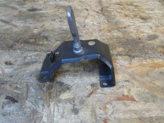 захватный крюк капота BMW X5 E70 2009, 7164802