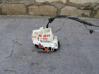 замок двери передней левой Jeep Grand Cherokee 4 поколение [рестайлинг] 2017, P68250661AB