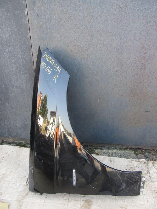 крыло переднее правое Mercedes-Benz M-Класс W166 2014 - фото №1