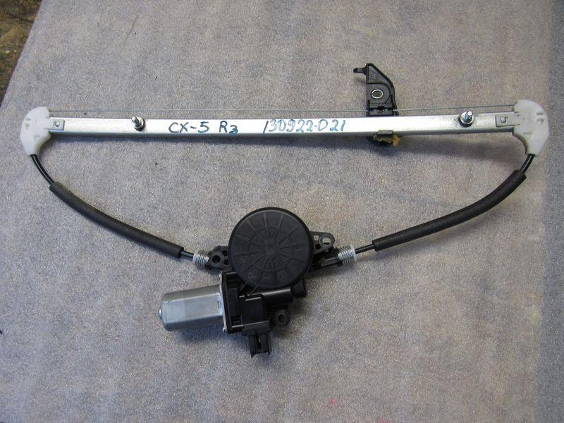 стеклоподъемник задний правый Mazda CX-5 1 поколение 2014 - фото №1