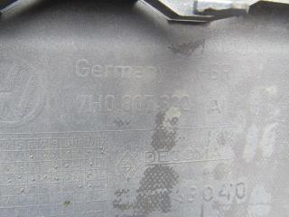 ус под фонарь Volkswagen Multivan T5 2003, 1.9 л., AXB, дизель, АКПП, минивэн, 7H0807322A