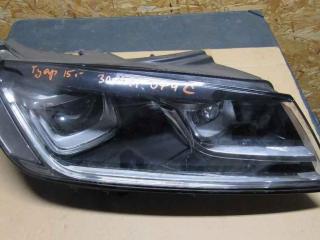 фара правая Volkswagen Touareg 2 поколение [рестайлинг] 2015, 3.0 л., CVVA, дизель, АКПП, внедорожник 5 дв., 7P1941034A