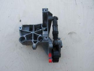 кронштейн компрессора кондиционера Volkswagen Touareg 2 поколение 2012, 3.0 л., дизель, АКПП, внедорожник 5 дв., 059145169AE