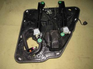 стеклоподъемник задний левый Volkswagen Touareg 2 поколение 2012, 3.0 л., дизель, АКПП, внедорожник 5 дв.