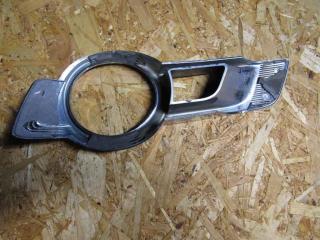 заглушка (решетка) в бампер Toyota Hilux 7 поколение [2-й рестайлинг] 2013, 2.7 л., 2TR-FE, бензин, АКПП, пикап