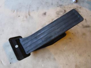 педаль BMW 7 серия F01/F02 2009, 3.0 л., N57 D30 B, дизель, седан, 6852644