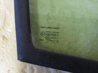 форточка передняя правая Mercedes-Benz Sprinter 2 поколение (W906) 2008, 1.8 л., M 271.951, бензин