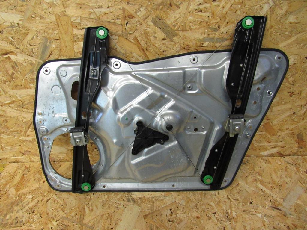 стеклоподъемник передний левый Volkswagen Tiguan 1 поколение 2010, 2.0 л., CFFD, дизель, внедорожник 5 дв., 5N0837755 - фото №1