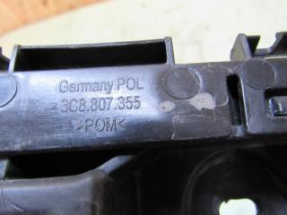 Крепление бампера переднего Volkswagen Passat CC 1 поколение 2008, 1.8 л., бензин, купе, 3C8807355