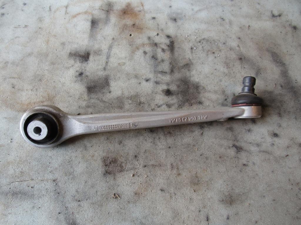 рычаг передний правый Audi Q7 4M 2015, 3.0 л., CRTC, дизель, внедорожник 5 дв., 4M0407506B - фото №1