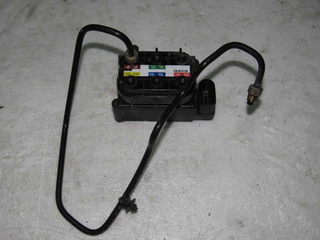 клапан компрессора пневмоподвески Mercedes-Benz S-Класс W222/C217/A217 2014, 4.7 л., M 278.929, бензин, седан, 0993200058 - фото №1