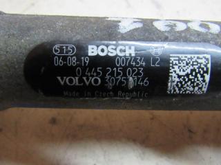 топливная рампа Volvo XC90 1 поколение 2002, 2.5 л., бензин, универсал, 30757146