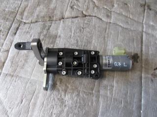 моторчик (насос) подъема крышки багажника (3-5 двери) Audi Q7 4M 2015, 3.0 л., CRTC, дизель, внедорожник 5 дв., 4M0827851A