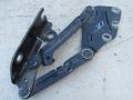 петля капота левая Volkswagen Golf Plus 1 поколение 2005, 2.0 л., дизель, хетчбэк 5 дв., 5M0823302 - фото №4