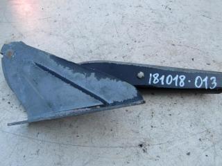 петля капота правая Volkswagen Amarok 1 поколение 2H 2010, 2.0 л., CDCA, дизель, пикап, 2H0823302