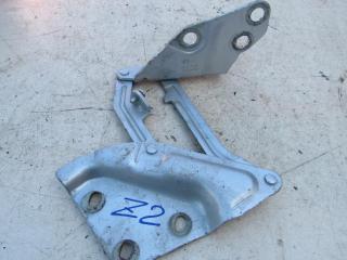 петля капота левая Volkswagen Touareg 1 поколение [рестайлинг] 2008, 3.0 л., дизель, внедорожник 5 дв., 7L6823301A