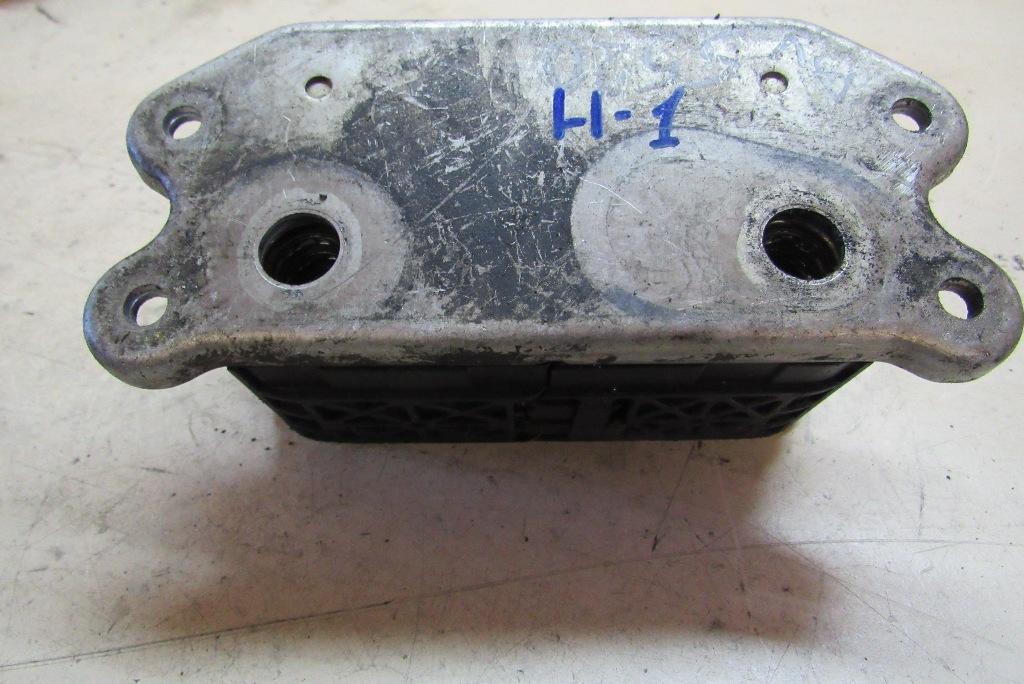 теплообменник масляного фильтра Volvo XC90 1 поколение 2002, 2.5 л., бензин, универсал, 8677973 - фото №1