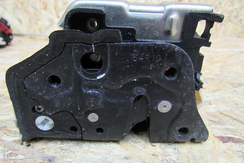 замок двери задней правой Audi A7 4G 2011, 2.8 л., CHVA, бензин, хетчбэк 5 дв., 8K0839016C - фото №1