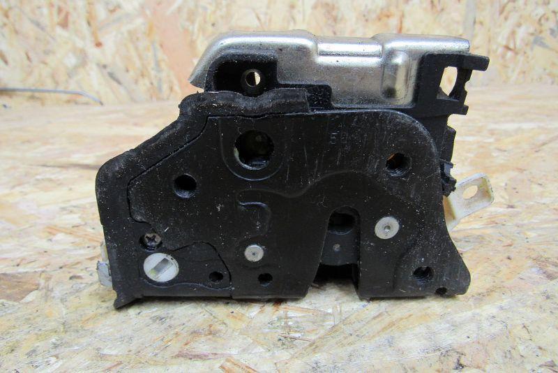 замок двери задней правой Audi Q5 8R 2009, 2.0 л., дизель, внедорожник 5 дв., 8K0839016C - фото №1