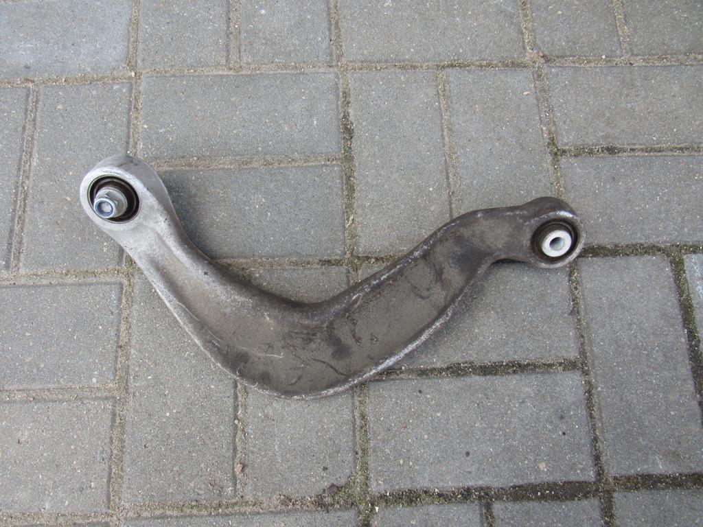 рычаг задний правый Audi A4 B8/8K 2008, 3.2 л., CALA, бензин, седан, 8K0505324H - фото №1