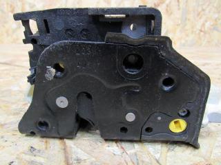 замок двери задней левой Volkswagen Passat B6 2009, 3.0 л., CATA, дизель, внедорожник 5 дв., 3C4839015A