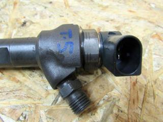 форсунка Audi A4 B8 [рестайлинг] 2013, 2.0 л., дизель, седан, 03L130277J