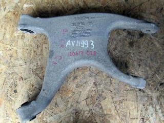 рычаг задний правый Audi A4 B8/8K 2008, 2.0 л., CAHA, дизель, седан, 8K0505312J
