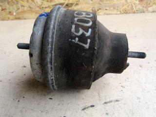 подушка крепления двигателя Audi A4 B5 1995, 1.8 л., AFY, бензин, седан, 8D0199379S