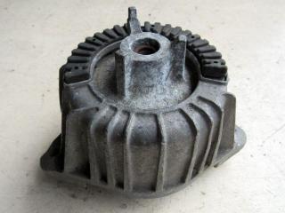 подушка крепления двигателя Mercedes-Benz C-Класс W204/S204 2007, 1.8 л., M 271.820, бензин, седан, 2042400317