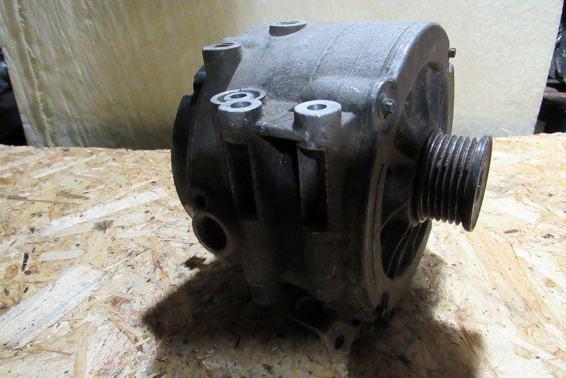 генератор Mercedes-Benz S-Класс W220 2002, 3.2 л., OM 648.960, дизель, седан, 0001501750 - фото №1