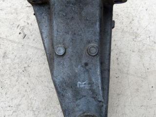 кронштейн двигателя Mercedes-Benz C-Класс W204/S204 2007, 1.8 л., M 271.950, бензин, седан, 2712232304