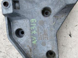 кронштейн компрессора кондиционера BMW X5 E70 2010, 3.0 л., M57 D30 (306D1), дизель, внедорожник 5 дв., 7799863