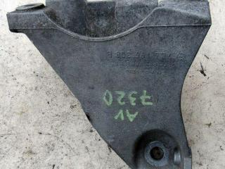 кронштейн двигателя Audi Q7 4L 2007, 3.0 л., дизель, внедорожник 5 дв., 7L6199308B