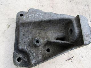 кронштейн двигателя Mercedes-Benz M-Класс W163 2001, 4.0 л., OM 628.963, дизель, внедорожник 5 дв., 6282230304