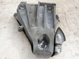 кронштейн двигателя BMW X6 E71/E72 2009, 3.0 л., N57 D30 A, дизель, внедорожник 5 дв., 6790022