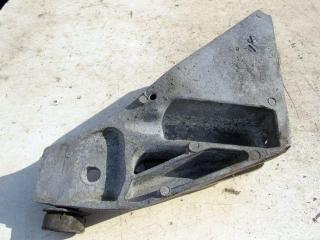 кронштейн двигателя BMW X6 E71/E72 2007, 3.0 л., M57 D30 (306D3), дизель, внедорожник 5 дв., 6772680