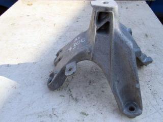 кронштейн двигателя Audi A4 B8/8K 2008, 2.0 л., CAHA, дизель, седан, 8K0199308BE