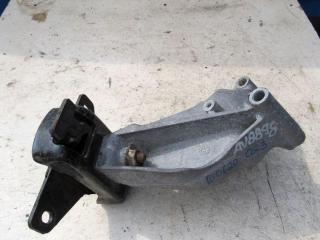 кронштейн двигателя Volkswagen Amarok 1 поколение 2H 2010, 2.0 л., дизель, пикап, 03L199307B