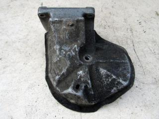 кронштейн двигателя Mercedes-Benz E-Класс W210/S210 1995, 3.0 л., OM 606.912, дизель, седан, 6062230104