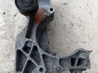 кронштейн компрессора кондиционера BMW 5 серия E60/E61 2005, 2.0 л., M47 D20 (204D4), дизель, седан, 7802639