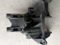 подушка крепления двигателя Volkswagen Multivan T5 2003, 2.5 л., дизель, минивэн, 070199343B - фото №3