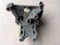 подушка крепления двигателя Volkswagen Multivan T5 2003, 2.5 л., дизель, минивэн, 070199343B - фото №2
